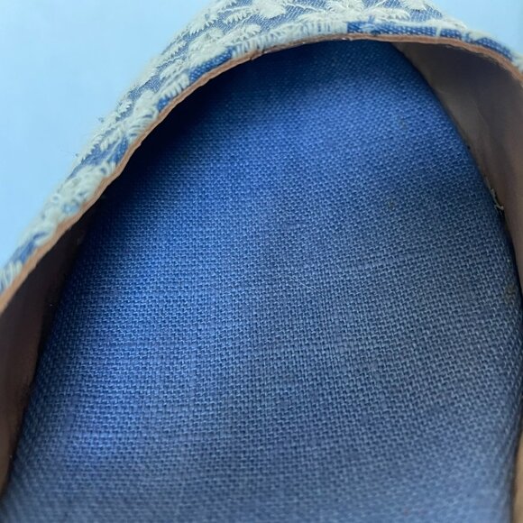 Soludos Tall Wedge Espadrille with a beautiful Floral like pattern - Picture 11 of 13